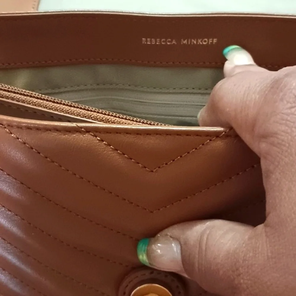 Edie Flap Shoulder Bag - Caramellow